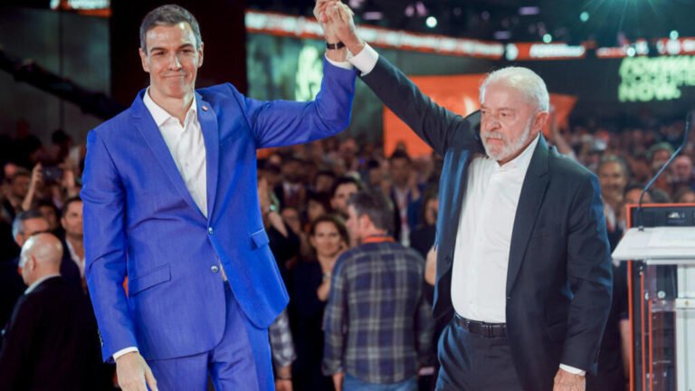 "Hoy, la vergüenza cambia de bando": la cumbre progresista se hace fiesta en Barcelona