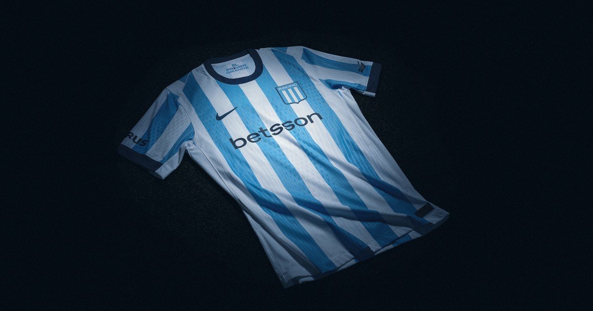 La nueva camiseta de Racing: cuánto cuesta y cómo comprar el modelo que estrena en el clásico contra River por el Torneo Apertura