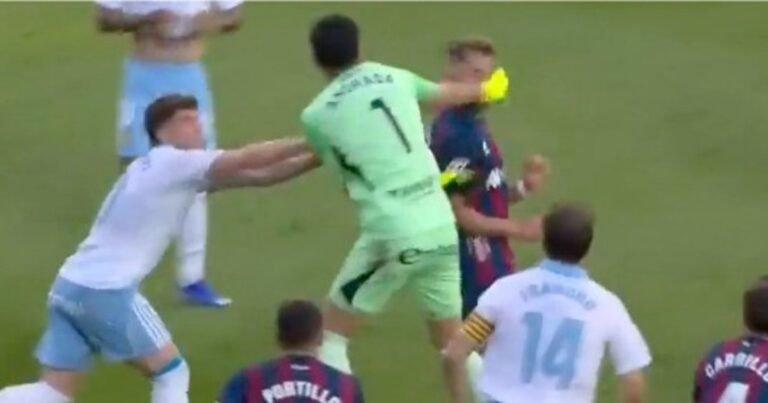 El descargo de Andrada después de la piña que le pegó al capitán de Huesca: por qué reaccionó de esa manera tan desmedida