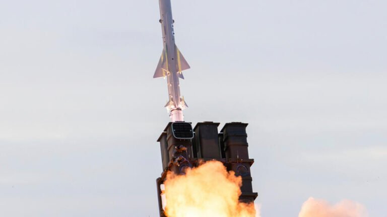 Japón aprueba exportación de armas letales por primera vez desde la posguerra y rompe su veto pacifista