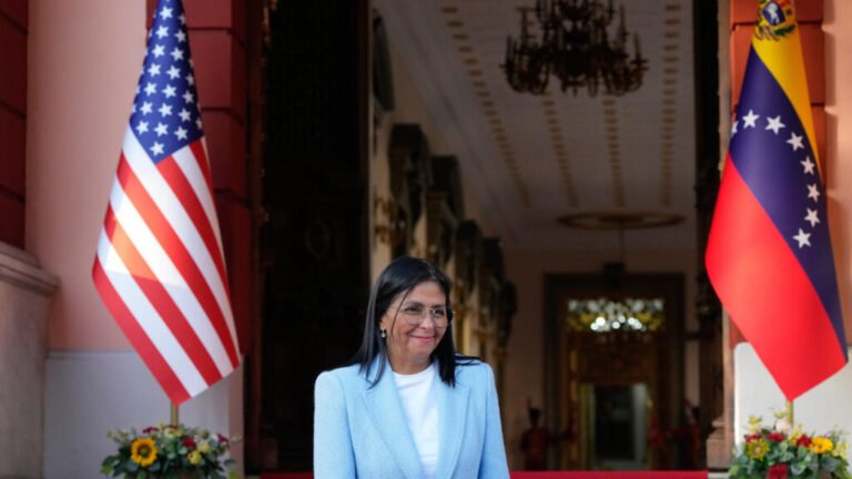 Fuera de la lista roja: EE. UU. levanta las sanciones contra Delcy Rodríguez