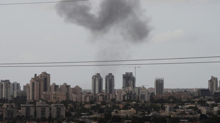 Mando militar iraní promete una ofensiva "devastadora" tras advertencias de Trump