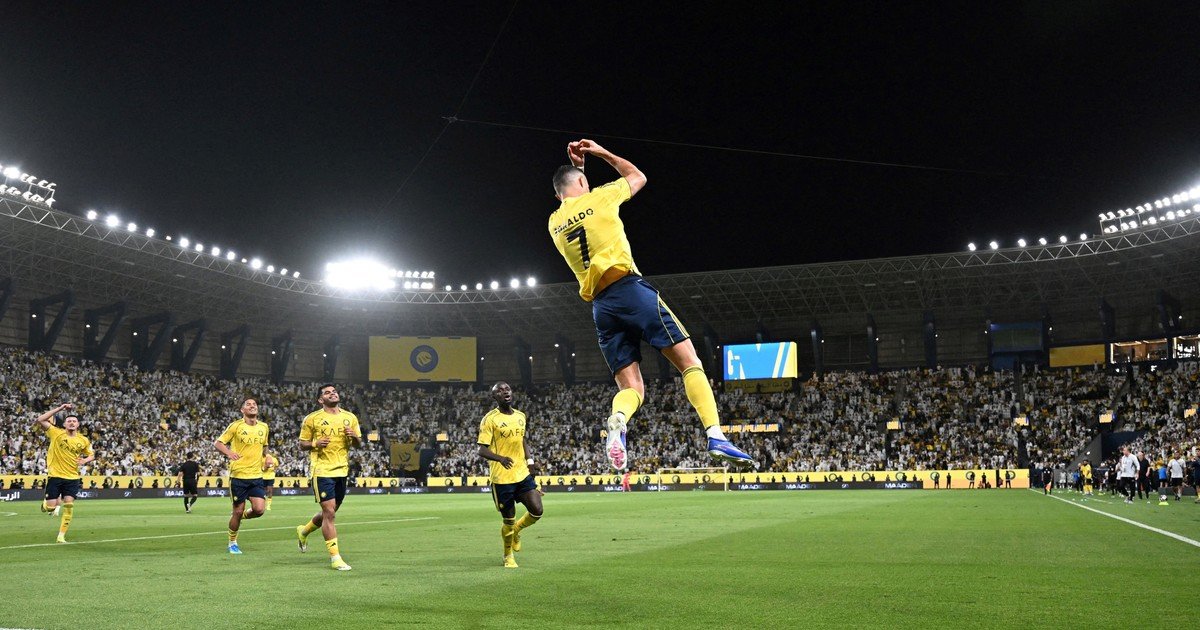 Cristiano Ronaldo volvió tras su lesión, metió un doblete y está cada vez más cerca de los 1000 goles