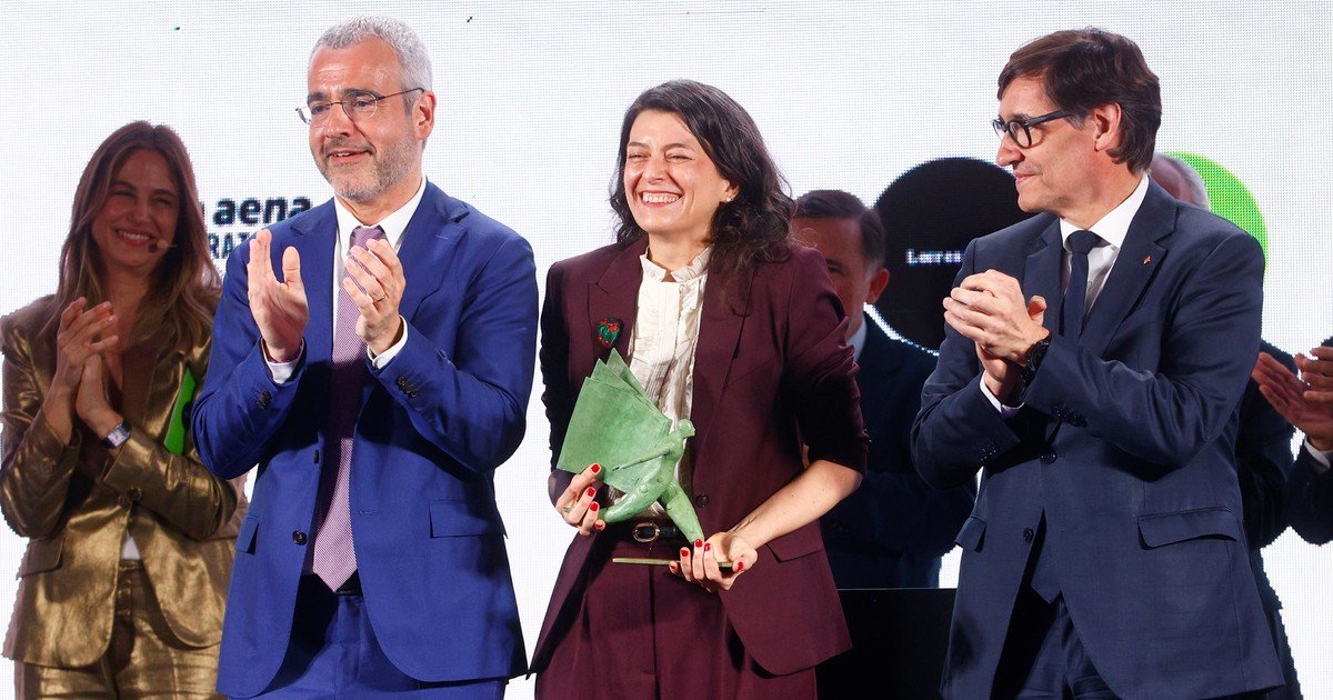 La argentina Samanta Schweblin ganó un millón de euros por el primer Premio Aena de Narrativa