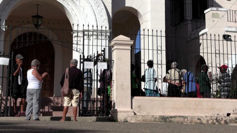 Cuba: las iglesias refuerzan su rol social en medio de la crisis