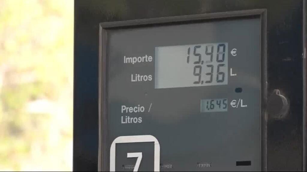 Bajan los precios de la gasolina en España: cómo los gobiernos enfrentan el alza en Europa
