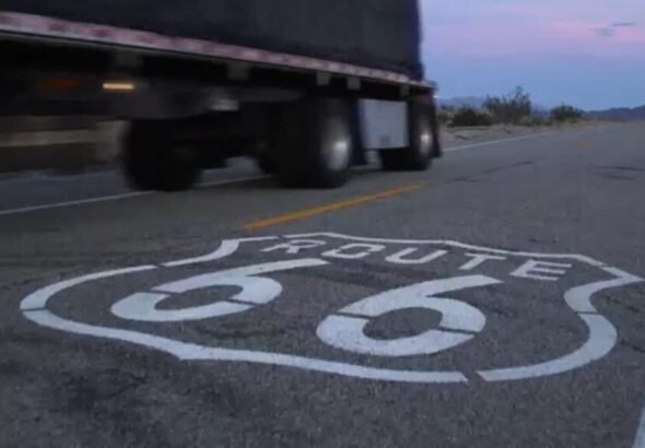 EE. UU.: Ruta 66 cumple 100 años y viajeros sienten el impacto de la guerra en Medio Oriente