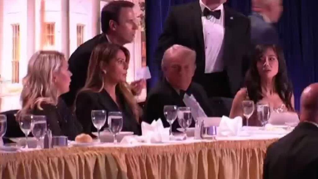 Donald Trump, evacuado tras disparos en una cena de corresponsales de la Casa Blanca