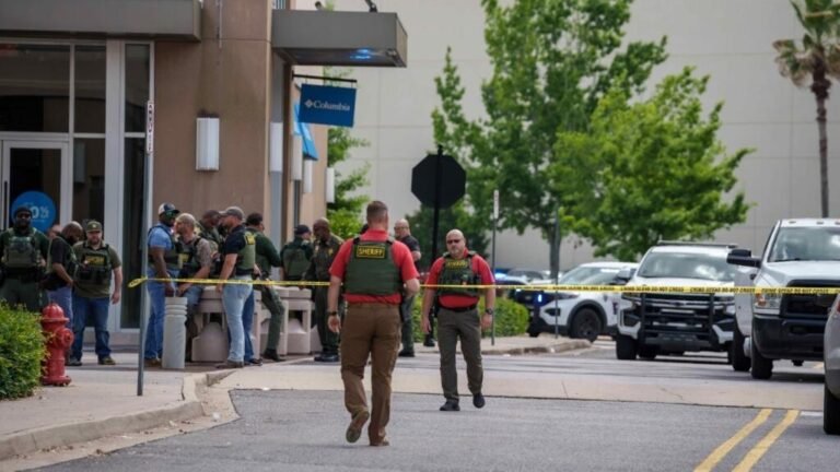 EE. UU. : al menos un muerto y cinco heridos en un tiroteo en un centro comercial de Luisiana