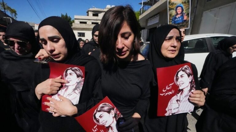 Líbano denuncia la muerte de la periodista Amal Khalil como un "crimen de guerra" de Israel