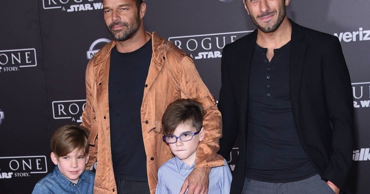 Cómo se ven hoy los hijos de Ricky Martin: Matteo y Valentino, quienes lo acompañan en sus shows en la Argentina