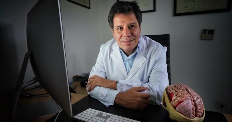 Cómo cuida su salud cognitiva Facundo Manes, el neurocientífico que hablaba del cerebro cuando nadie lo hacía