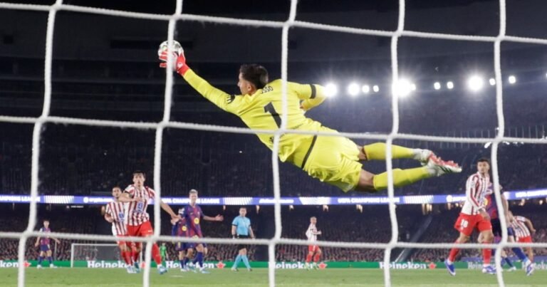 Juan Musso y una actuación para reafirmar sus chances de ir al Mundial 2026: todas sus atajadas para el triunfo del Atl. de Madrid vs Barcelona