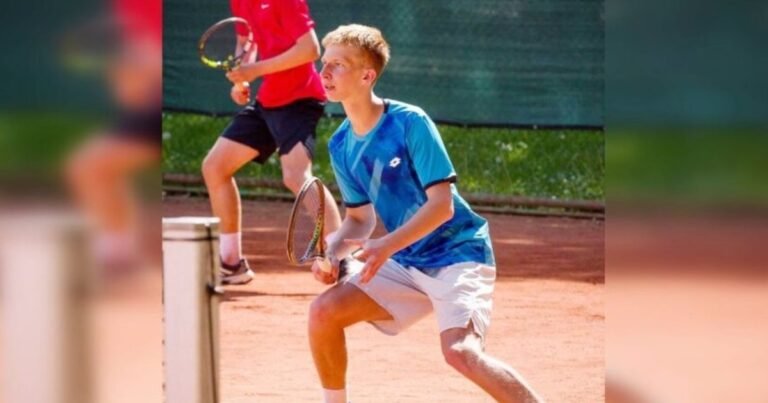 Increíble desenlace en un torneo junior: ganó el partido, revoleó la raqueta para celebrar y lo descalificaron