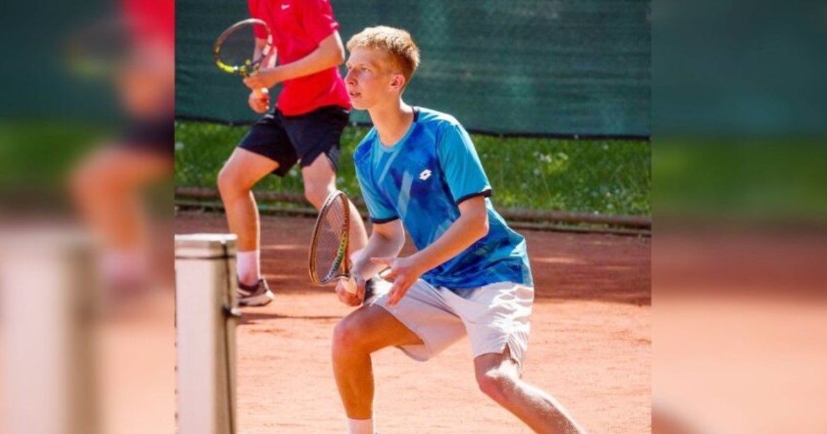 Increíble desenlace en un torneo junior: ganó el partido, revoleó la raqueta para celebrar y lo descalificaron