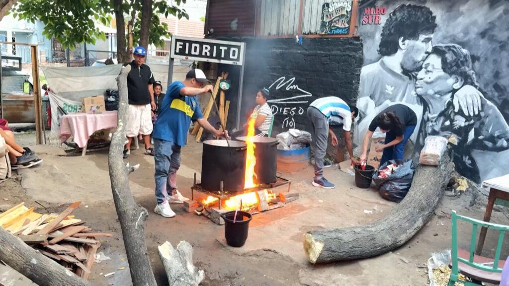 Argentina: la casa natal de Maradona acoge un comedor solidario para ayudar a los más necesitados