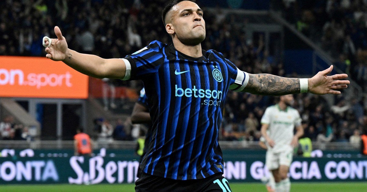 Barcelona los prefiere argentinos: si no se da Julián Álvarez el primer apuntado sería Lautaro Martínez