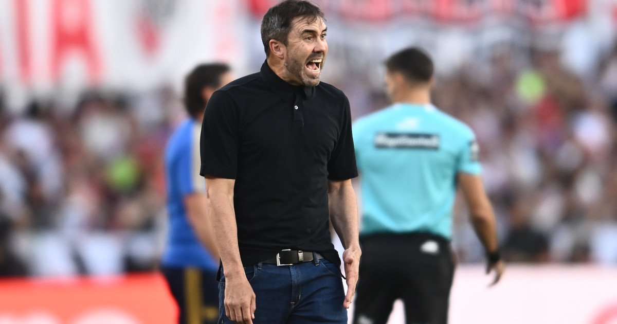 Eduardo Coudet, entre la sinceridad y la esperanza después de la derrota de River vs Boca: "Nos está costando más de lo que pensaba"