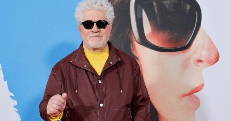 Cannes 2026: Pedro Almodóvar va por la Palma de Oro con Amarga Navidad, en la que actúa Leonardo Sbaraglia