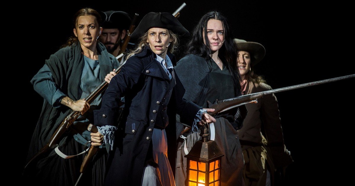 Elena Roger canta a Charly García en la ópera rock que revive las invasiones inglesas