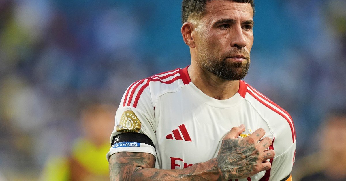 Nicolás Otamendi, el hombre del momento: River lo busca, Mourinho le hizo un guiño en Benfica, ¿y le perdonan la roja en el Mundial?