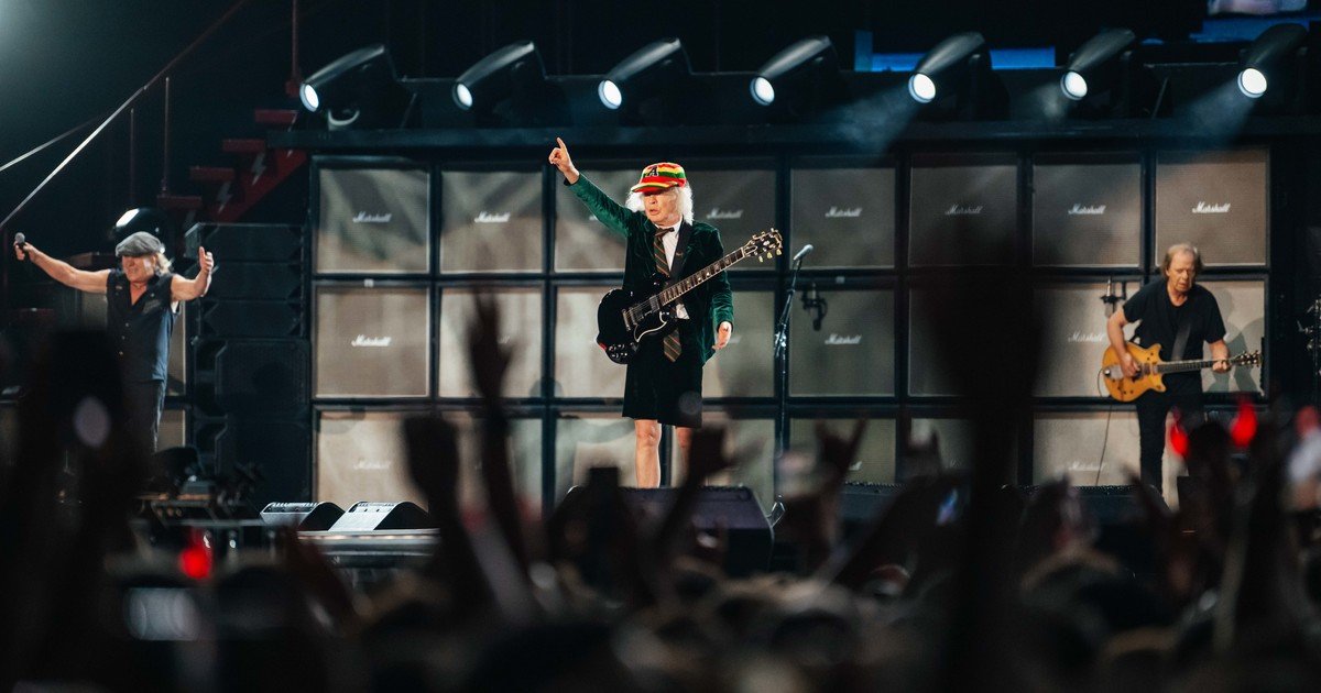 AC/DC se despidió de la Argentina conmovida por el público del Monumental: "Buenos Aires, realmente me dejaste sin palabras"