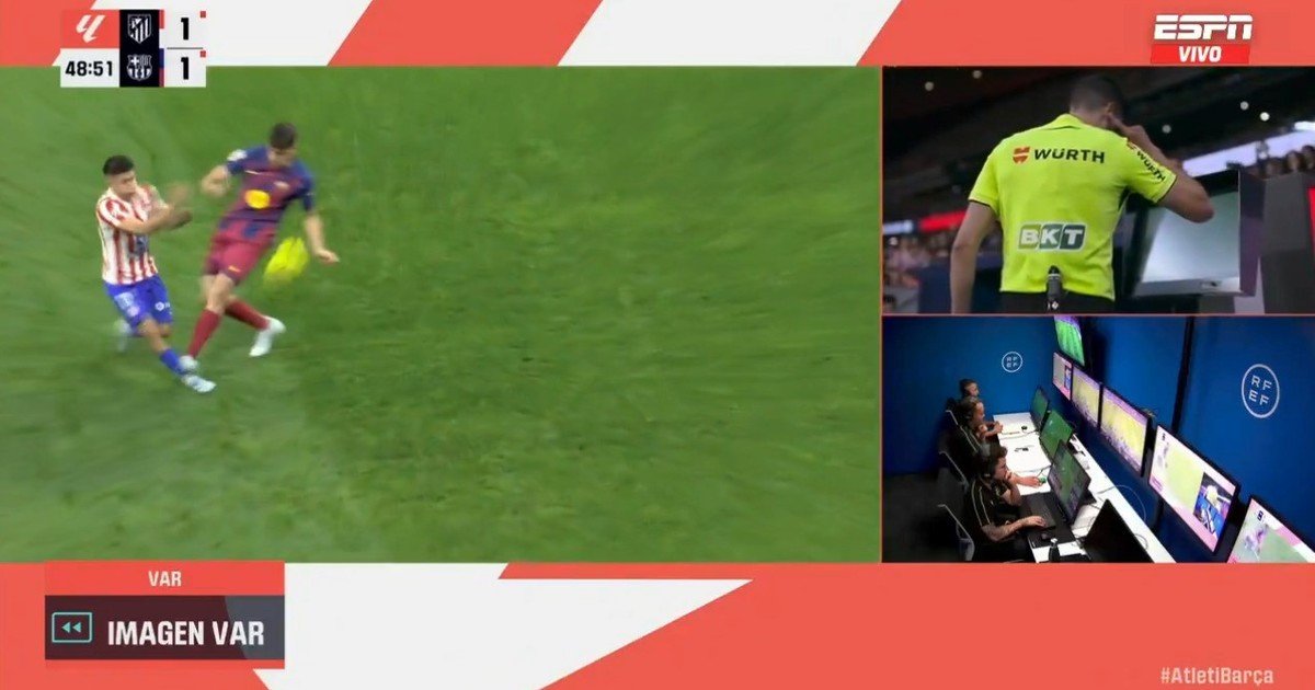 Atlético de Madrid le pide una explicación formal al Comité Técnico de Árbitros por el planchazo a Thiago Almada en el partido ante Barcelona