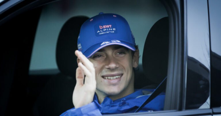 El encuentro de Franco Colapinto con la prensa en Mercado Libre: carisma de rockstar, guiños con Iván de Pineda y la frase que ilusiona