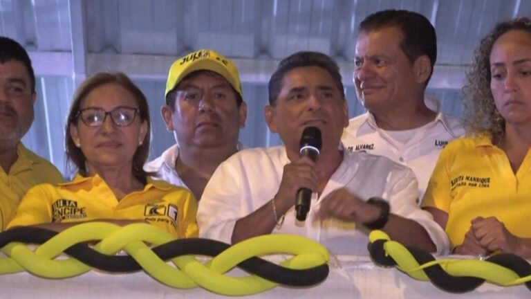 De comediante a candidato: Carlos Álvarez sacude la carrera presidencial en Perú