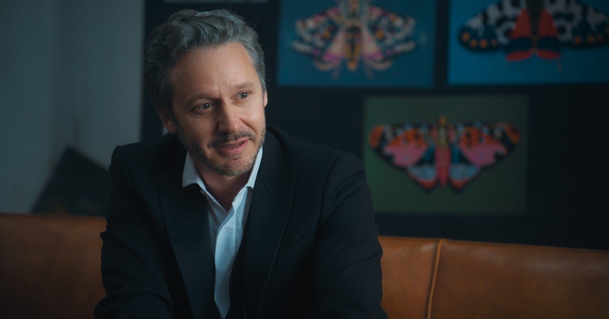 Cómo es El Resto Bien, la serie con Benjamín Vicuña y Daniel Hendler que llega el jueves a Flow y aborda la crisis masculina de los 50