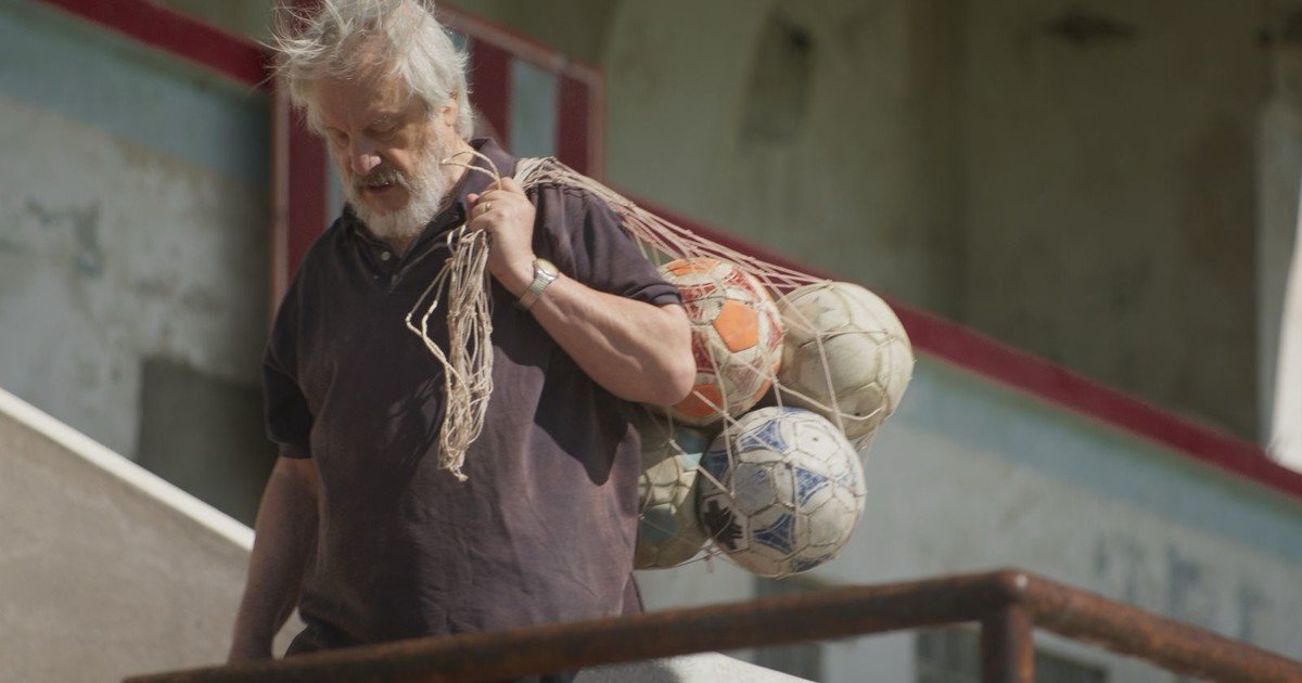 La casaca de Dios, con Jorge Marrale y Natalia Oreiro: el que no salta es un inglés