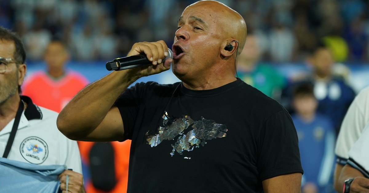 Fabio Santana, el héroe de Malvinas que canta el himno con la Selección y tiene un plan para recuperar las islas