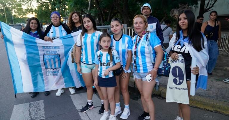 La decisión que tomó Racing con los hinchas que viajaron a Sucre para el debut en la Copa Sudamericana y no pudieron sacar su entrada