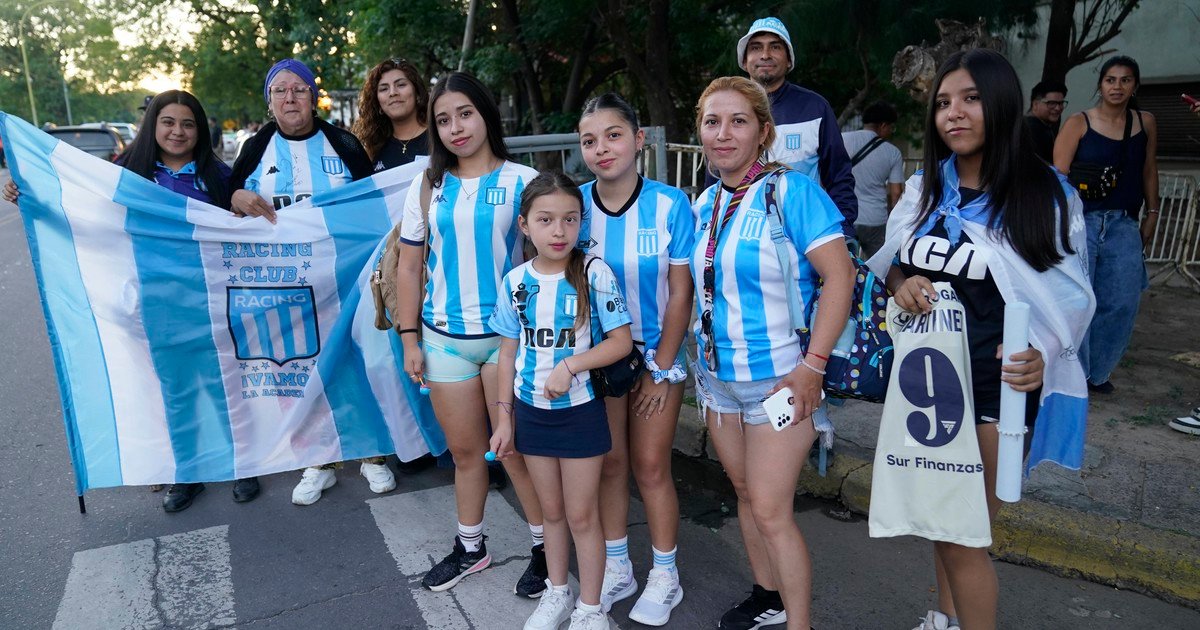 La decisión que tomó Racing con los hinchas que viajaron a Sucre para el debut en la Copa Sudamericana y no pudieron sacar su entrada