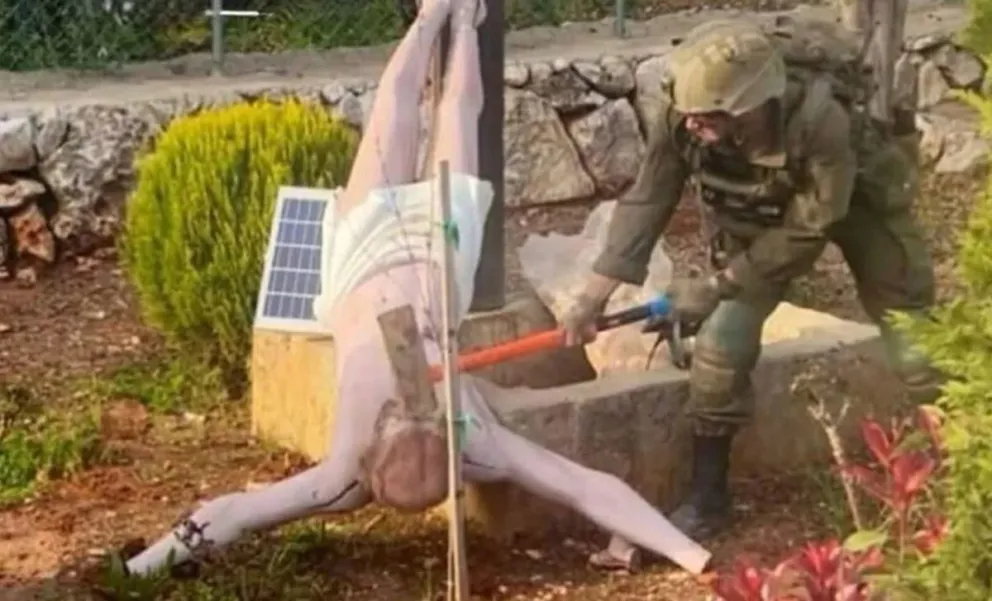 Netanyahu repudió la destrucción de una estatua de Jesús en el sur del Líbano