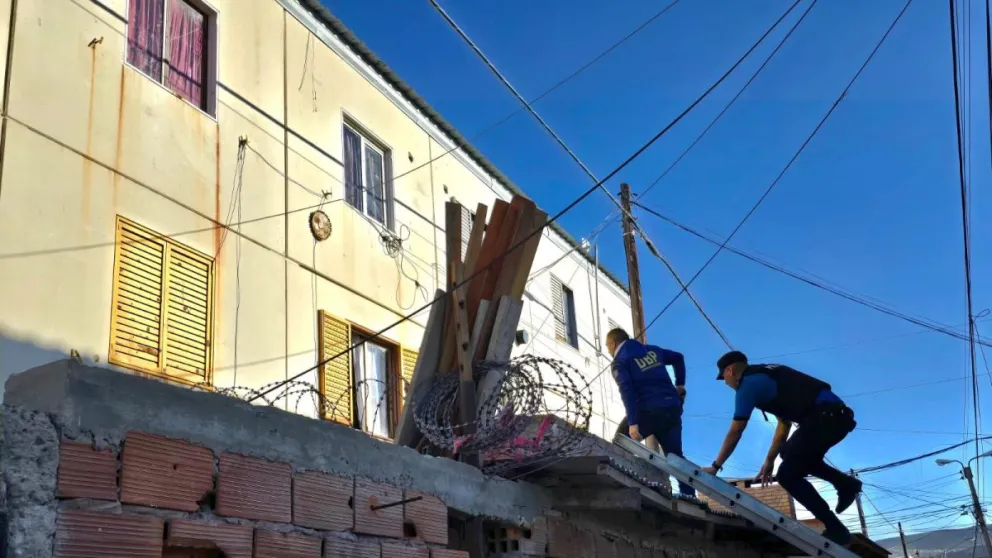 Importante operativo en el Sector 5 de las 1008 para detener a un delincuente que se ocultaba en un departamento