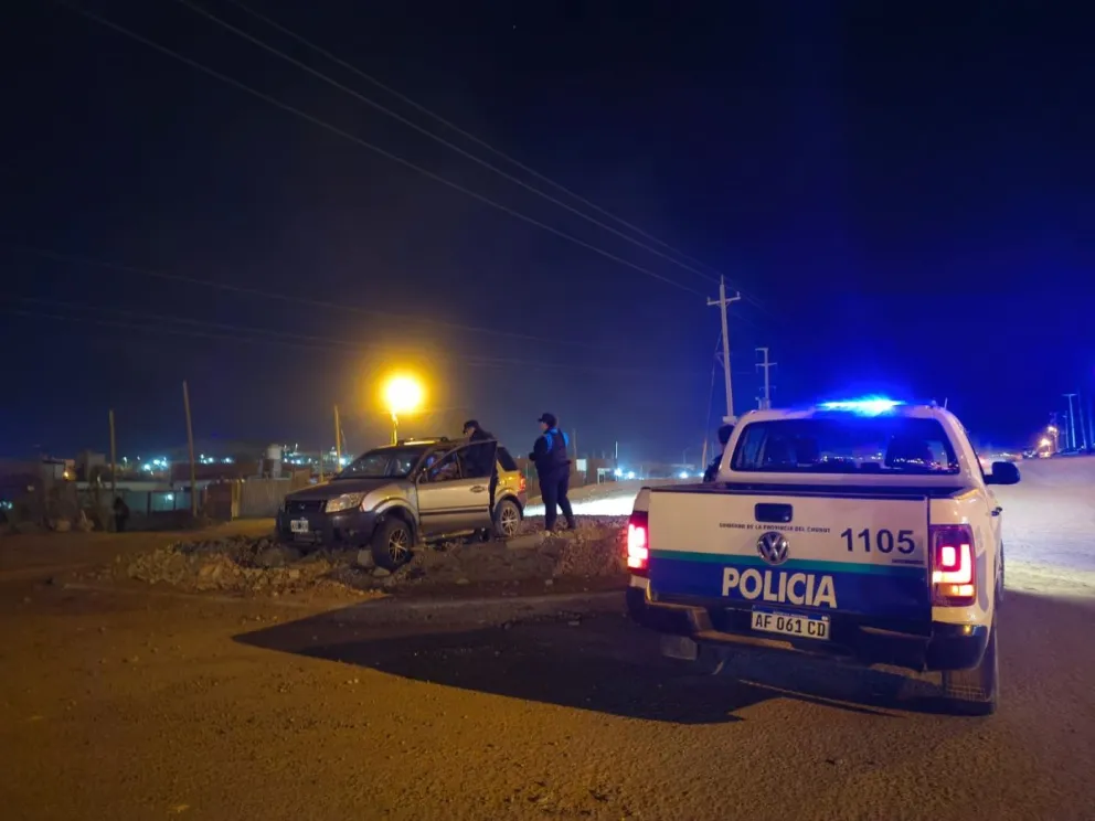 Manejaba con 1,83 de alcohol en sangre y quedó varado en medio de la calle