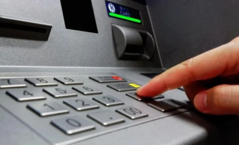 Chubut: Depositarán los haberes el primer dia hábil de mayo para agentes pasivos y trabajadores en actividad