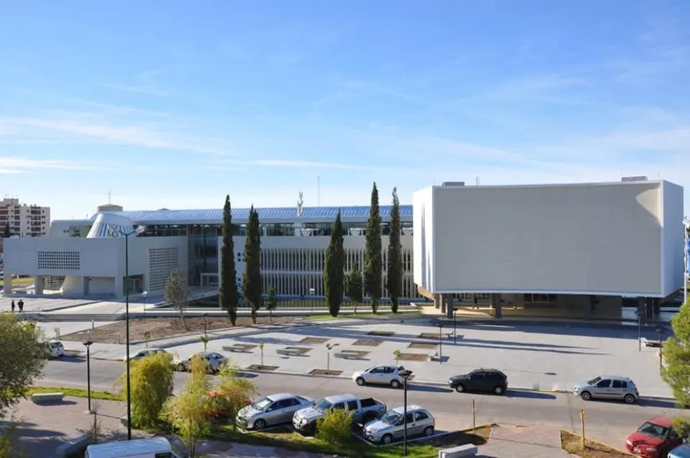 Legislatura del Chubut: avanza el proyecto para prohibir celulares en cárceles