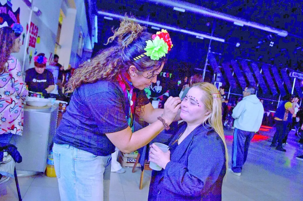 Con un importante marco de público, se concretó una nueva “Fiesta sin Etiquetas”