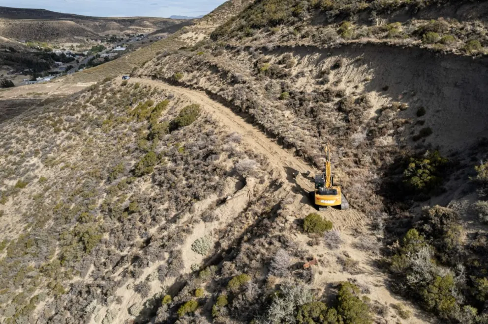 El Municipio avanza con tareas paliativas en la zona del cerro Hermitte