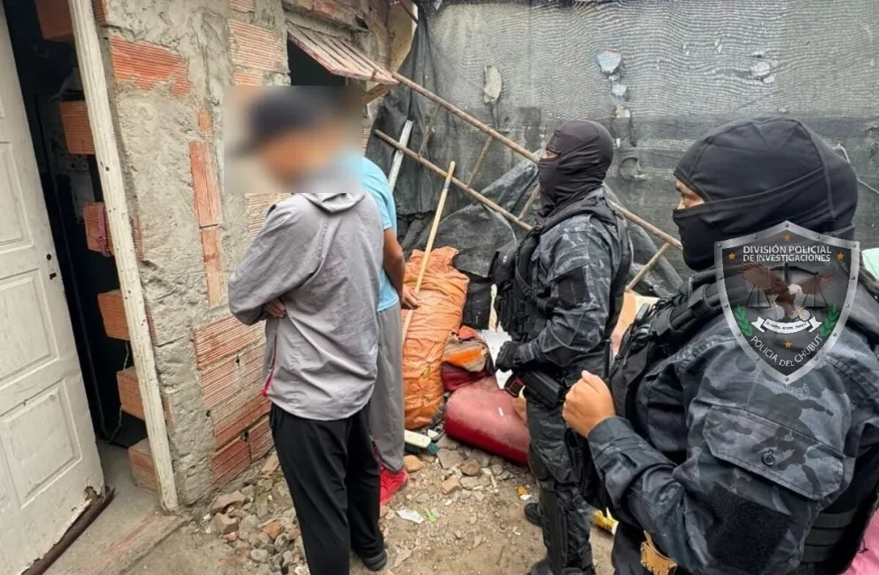 Allanamientos en Rawson y Madryn por estafas con tarjetas robadas y compras millonarias