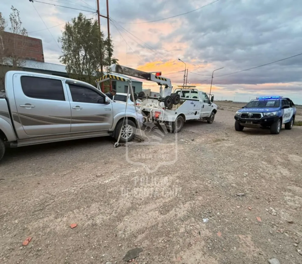 Allanamiento por robo en Pico Truncado. Secuestran una camioneta y hay un aprehendido