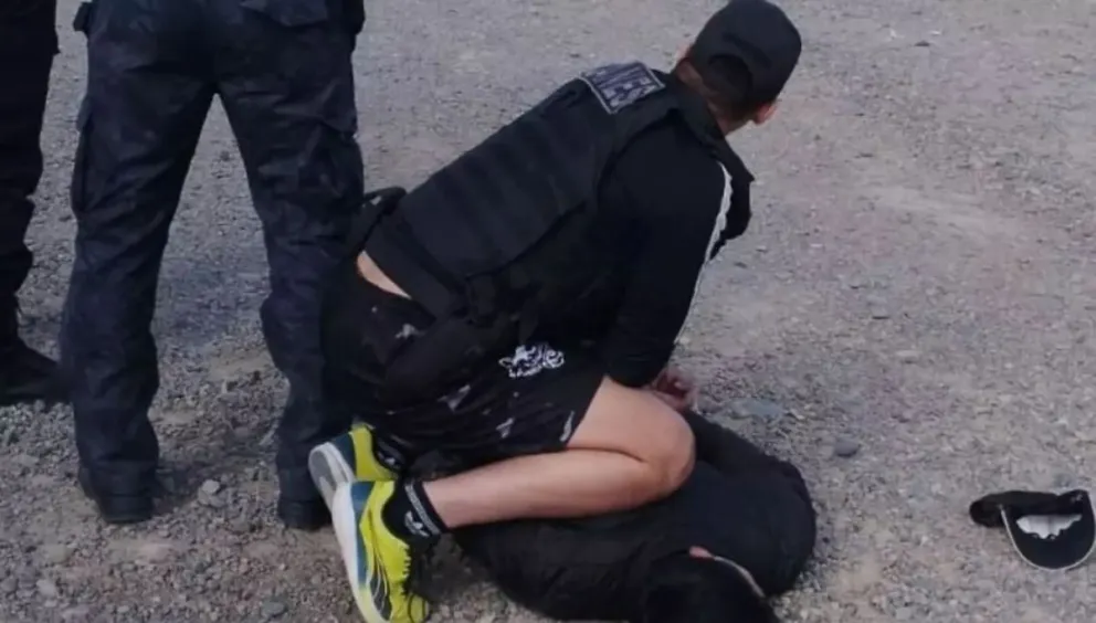 Seis meses de prisión para ladrón con pedido de captura en Comodoro que robó camioneta en Trelew