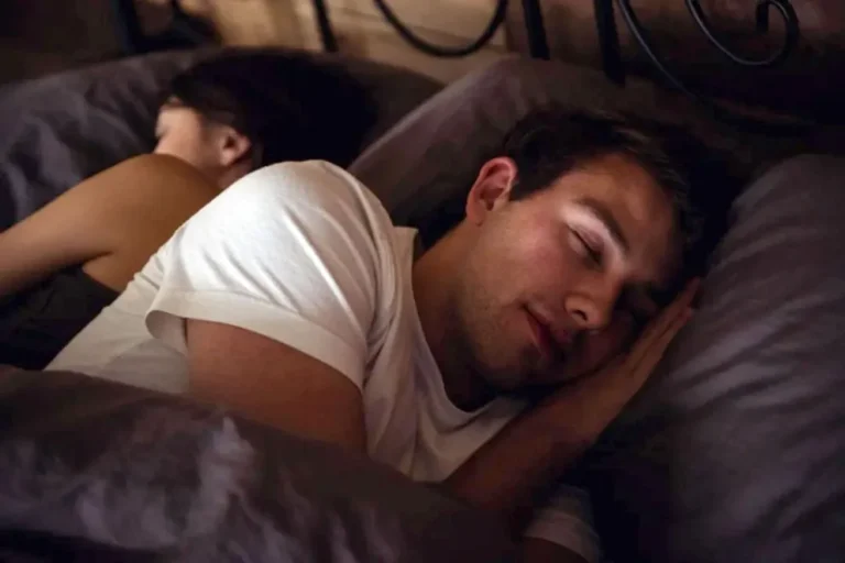 Estudio revela la cantidad de horas de descanso para prevenir la demencia