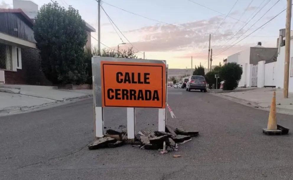 Corte total en la Avenida Juan XXIII por obras de saneamiento