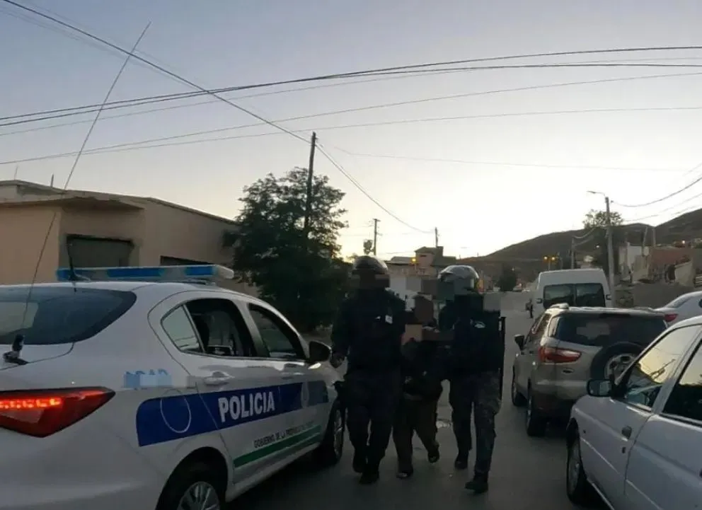 Dictaron tres meses de prisión preventiva al imputado por el robo armado a dos comercios