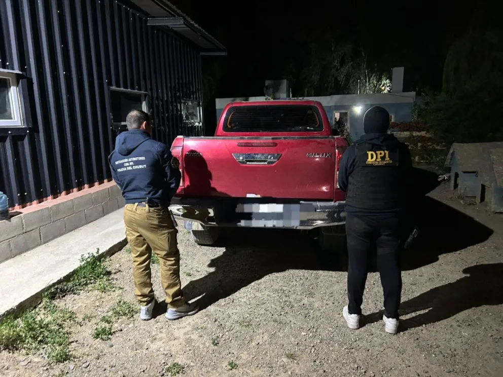 Megaoperativo en Comodoro: secuestran armas, droga y una camioneta robada