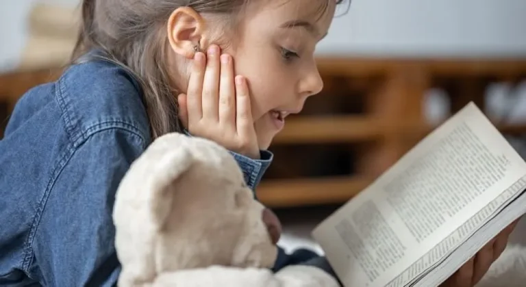 El regreso al papel: una estrategia para mejorar el aprendizaje y la salud mental