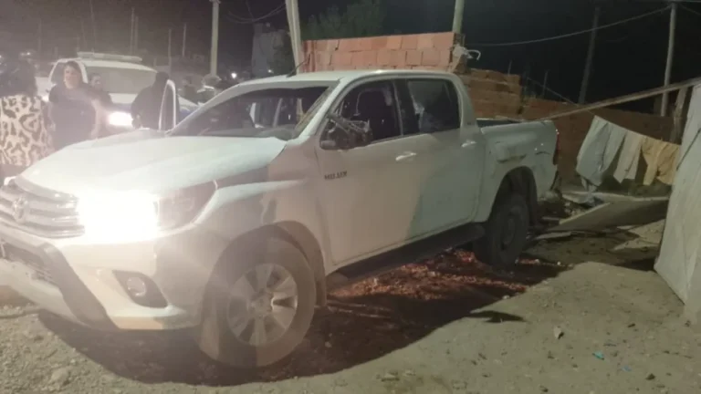 Violento asalto a estación de servicio: Un detenido tras persecución y tiroteo